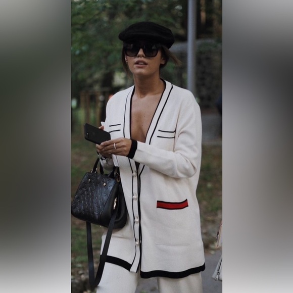 St. John Collection Santana Knit
Jacket in Vanilla/Black - Picture 10 of 11